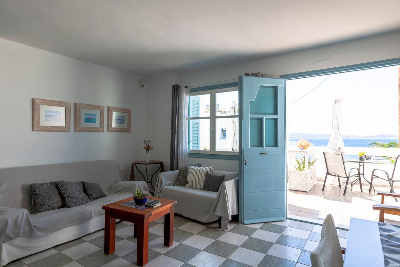 Emily'S Suites Adamantas  Exterior photo